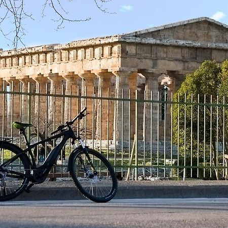 Villa Claudianna Bed & Bike Paestum Exterior photo